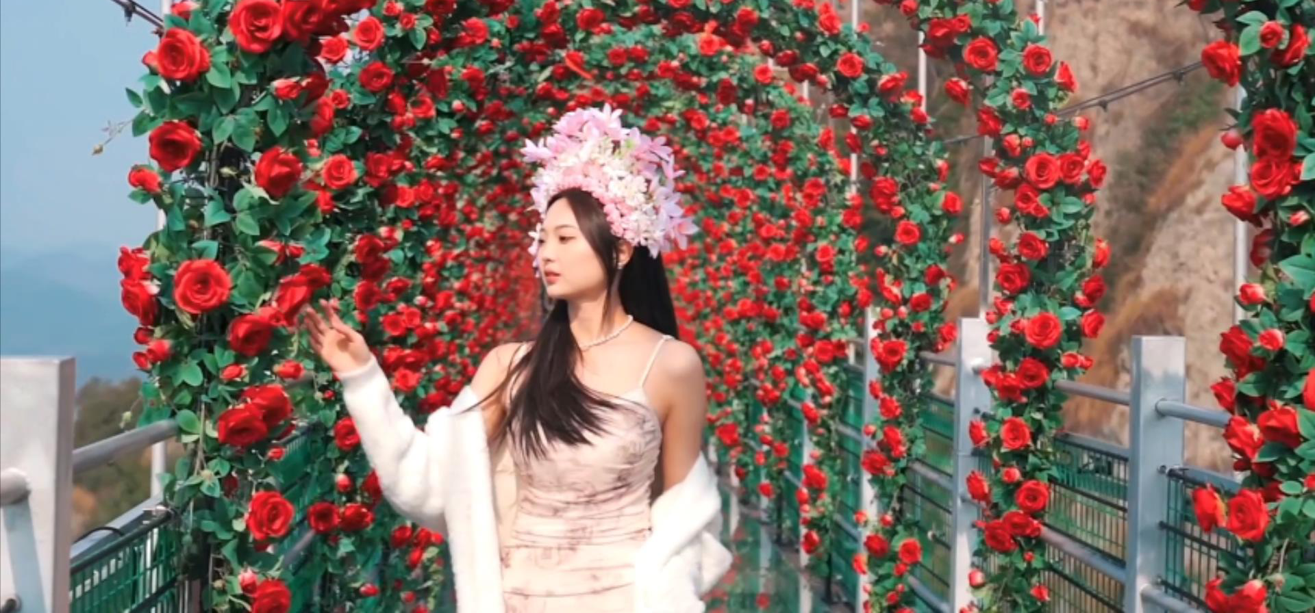 以花之名，致敬最美女神！三重福利只为宠你！